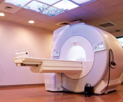 томограф для диагностики почек и мочевого