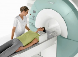 проведение диагностики внутреннего уха на МРТ